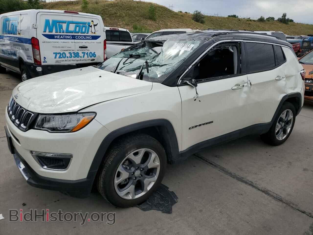 Фотография 3C4NJDCB3HT688310 - JEEP COMPASS 2017