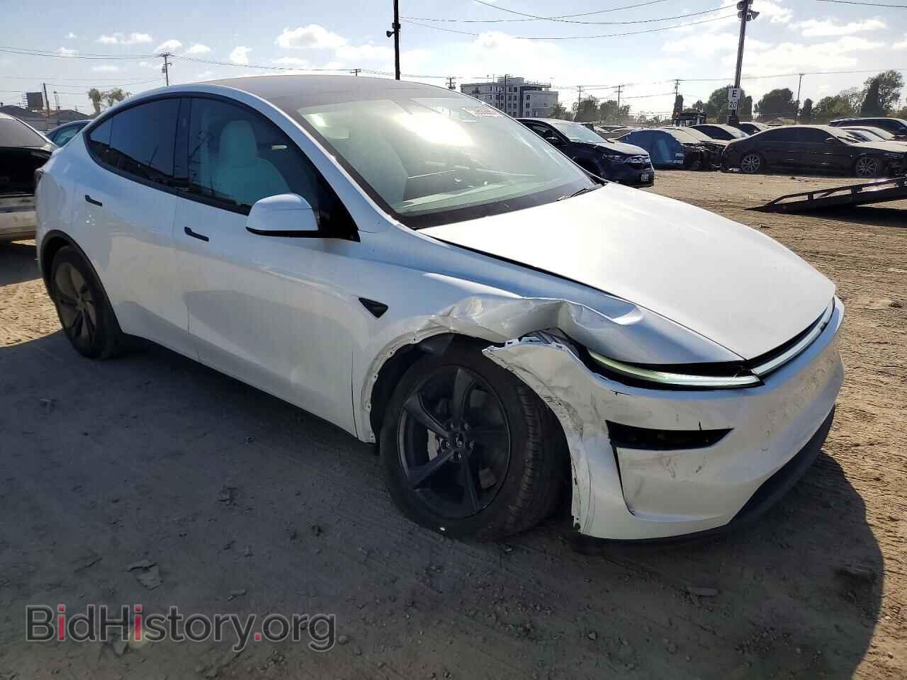 2026 TESLA MODEL Y - VIN: 7SAYGDED8TF385222 - Photo 4