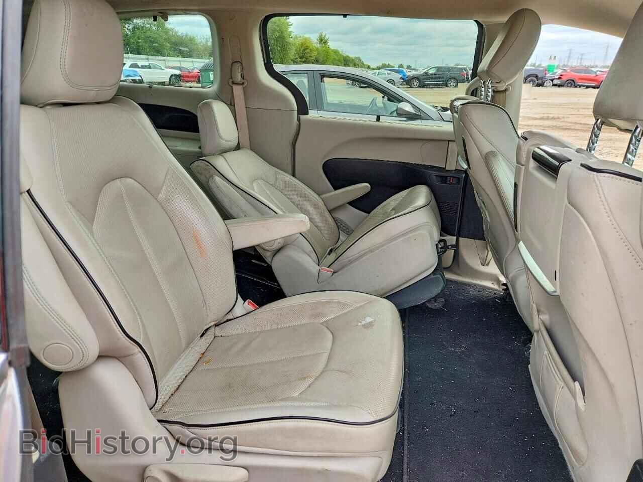 2017 CHRYSLER PACIFICA - VIN: 2C4RC1N7XHR679738 - Photo 11
