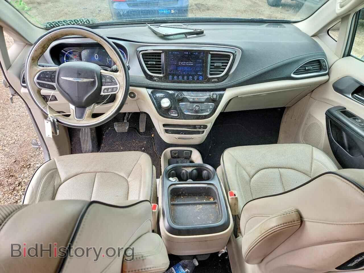 2017 CHRYSLER PACIFICA - VIN: 2C4RC1N7XHR679738 - Photo 8