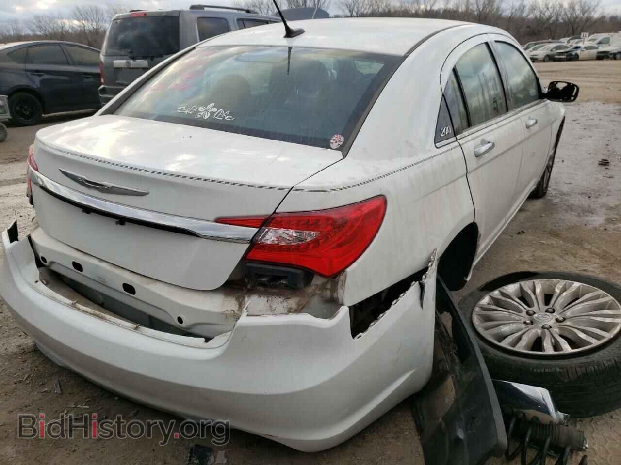 2013 CHRYSLER 200 - VIN: 1C3CCBCG4DN747168 - Photo 4
