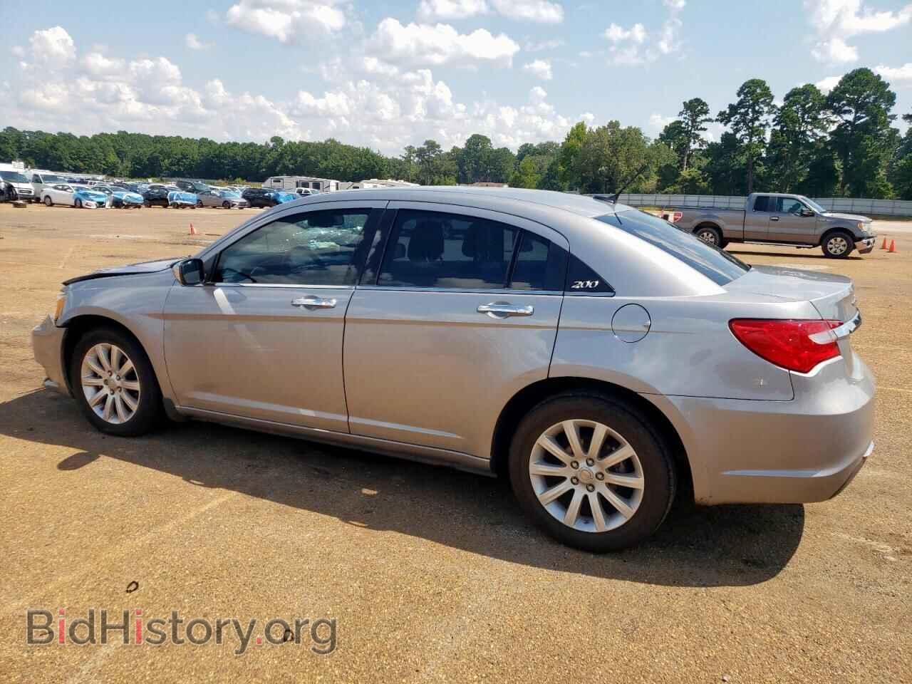 2013 CHRYSLER 200 - VIN: 1C3CCBCG4DN510552 - Фото 2