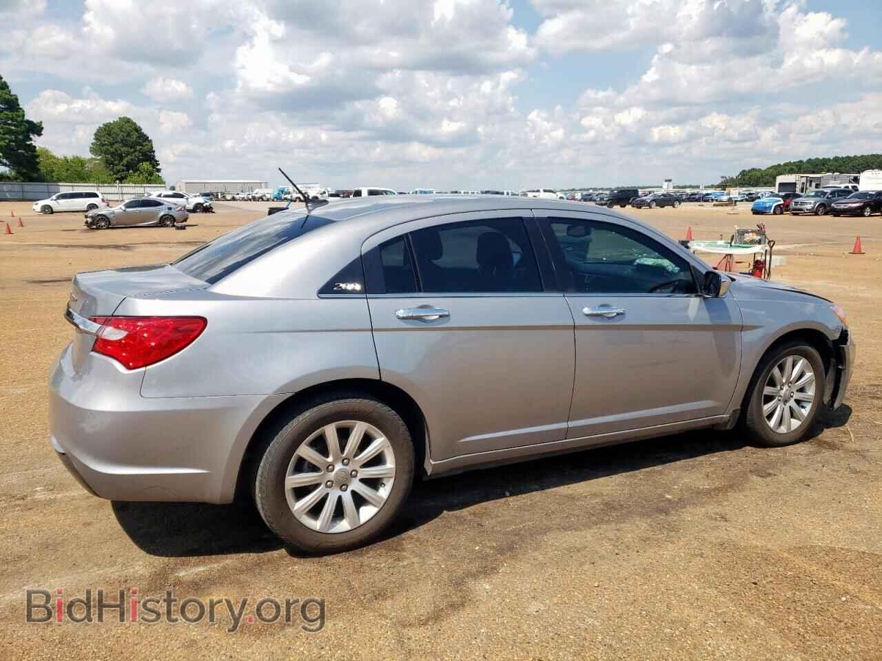 2013 CHRYSLER 200 - VIN: 1C3CCBCG4DN510552 - Фото 3