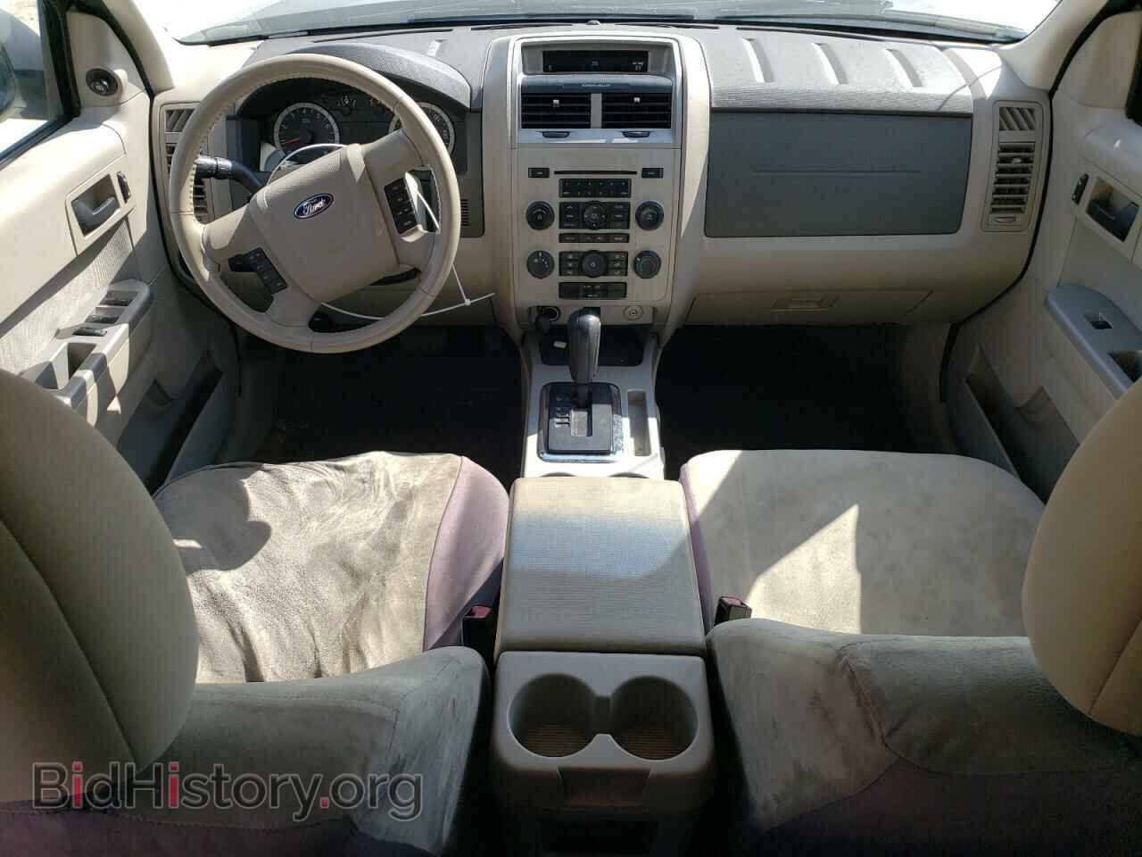 2011 FORD ESCAPE - VIN: 1FMCU0DG8BKA37468 - Фото 8