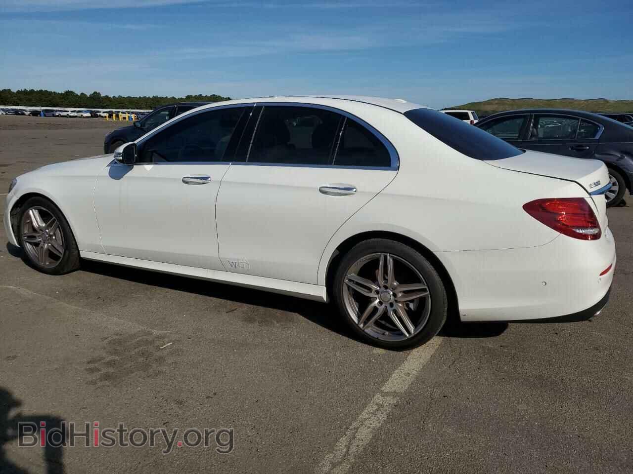 2017 MERCEDES-BENZ E-CLASS - VIN: WDDZF4JB0HA113133 - Фото 2