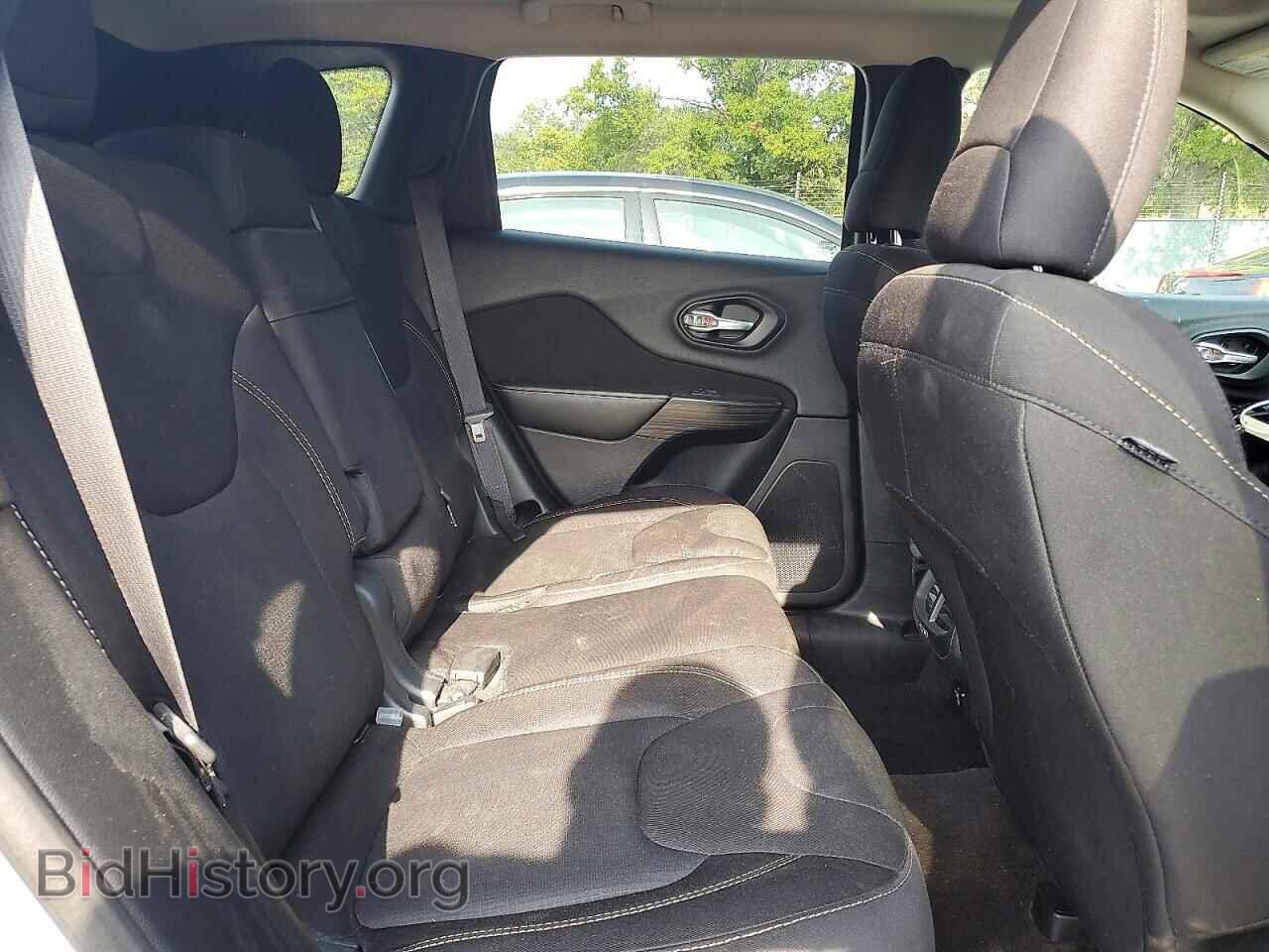 2016 JEEP CHEROKEE - VIN: 1C4PJMCB0GW225977 - Фото 10