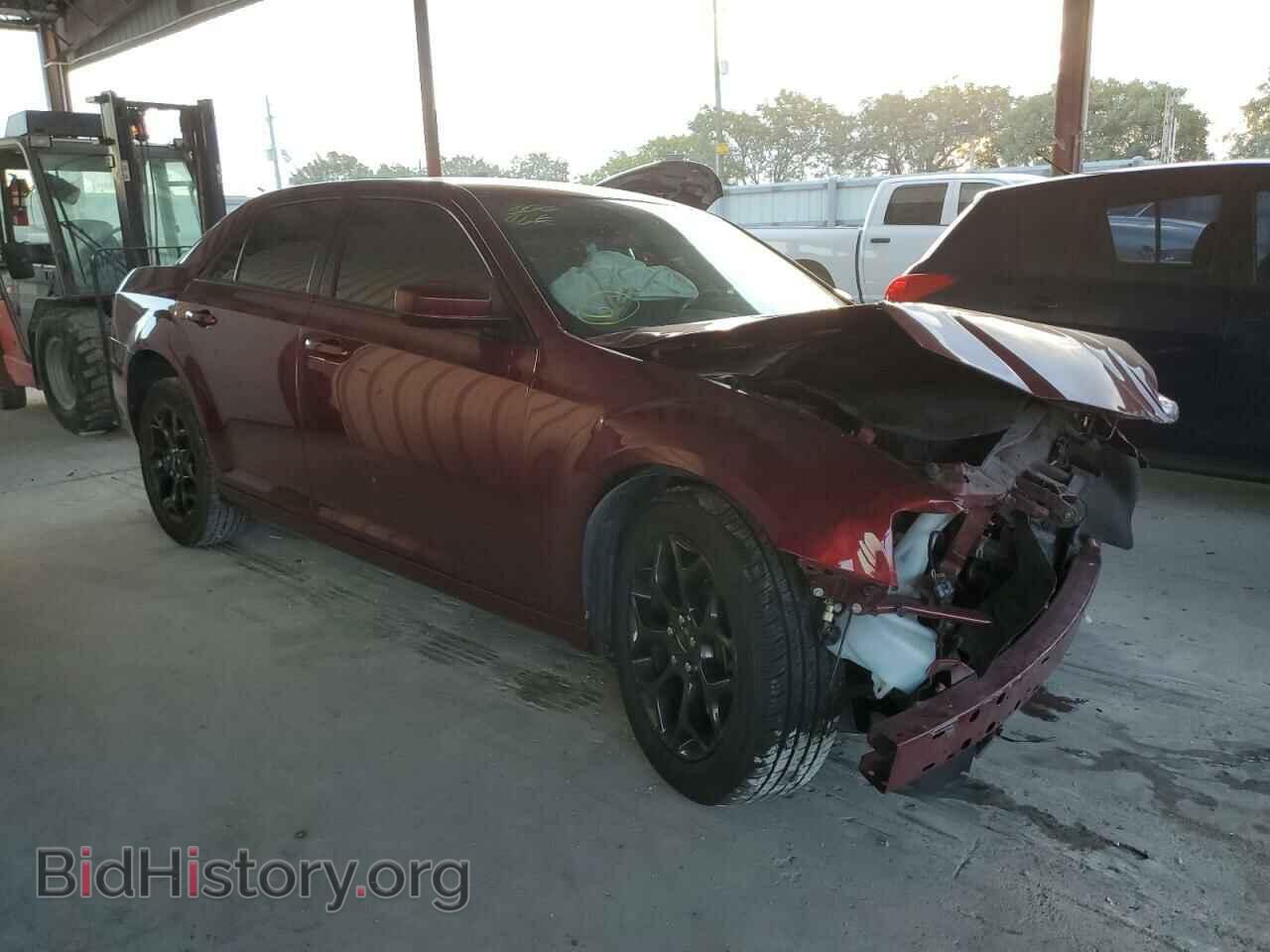 2019 CHRYSLER 300 - VIN: 2C3CCAGGXKH690839 - Фото 4