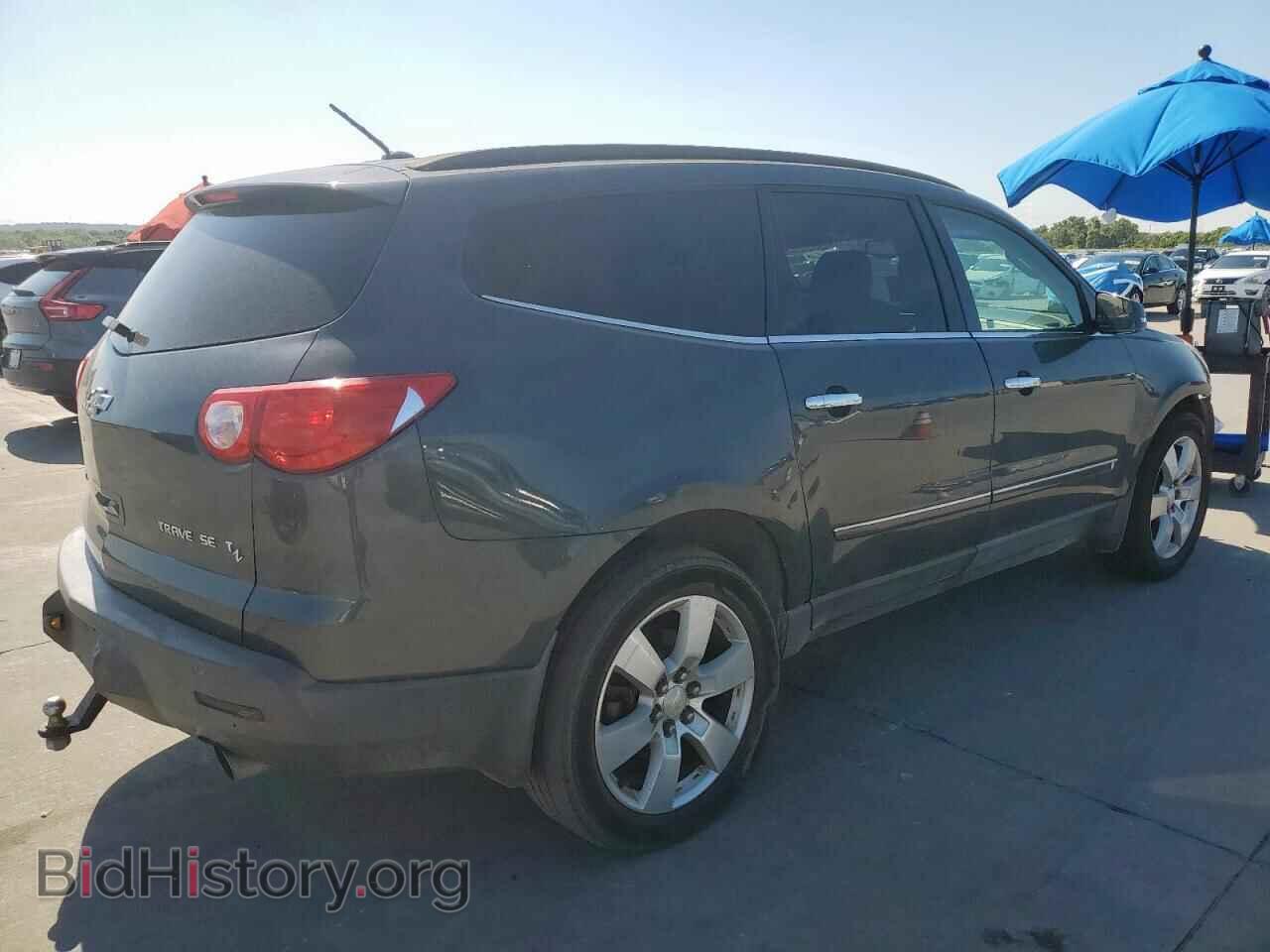 2009 CHEVROLET TRAVERSE - VIN: 1GNEV33D39S100335 - Фото 3