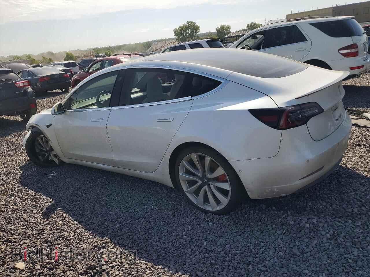 2018 TESLA MODEL 3 - VIN: 5YJ3E1EB3JF081352 - Фото 2