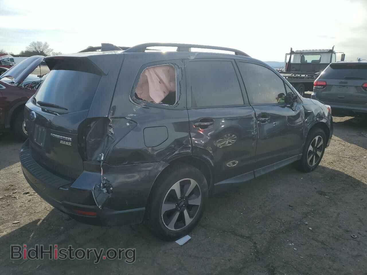 2017 SUBARU FORESTER - VIN: JF2SJAEC2HH413745 - Фото 3