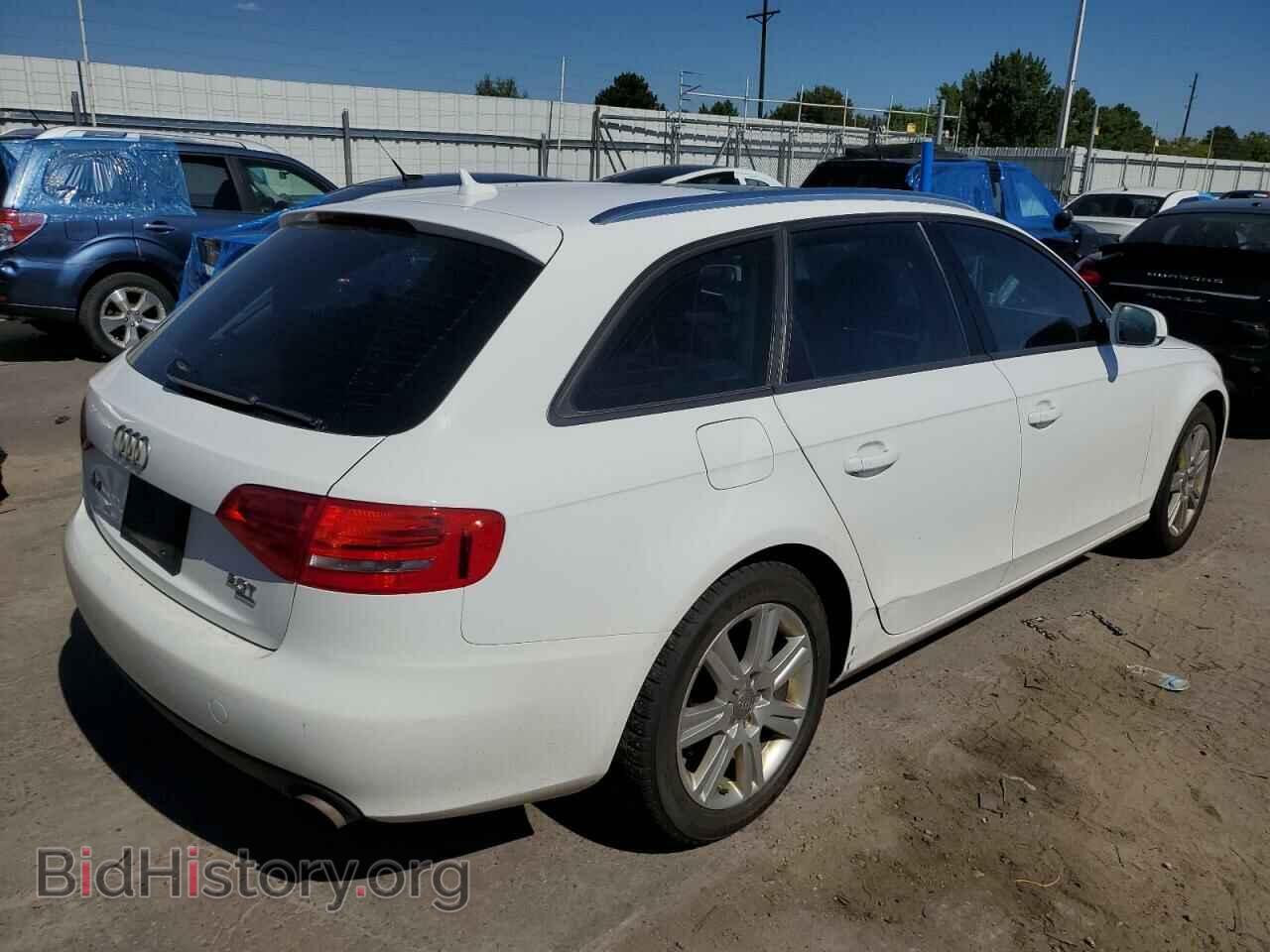 2011 AUDI A4 - VIN: WAUSFAFLXBA054186 - Фото 3
