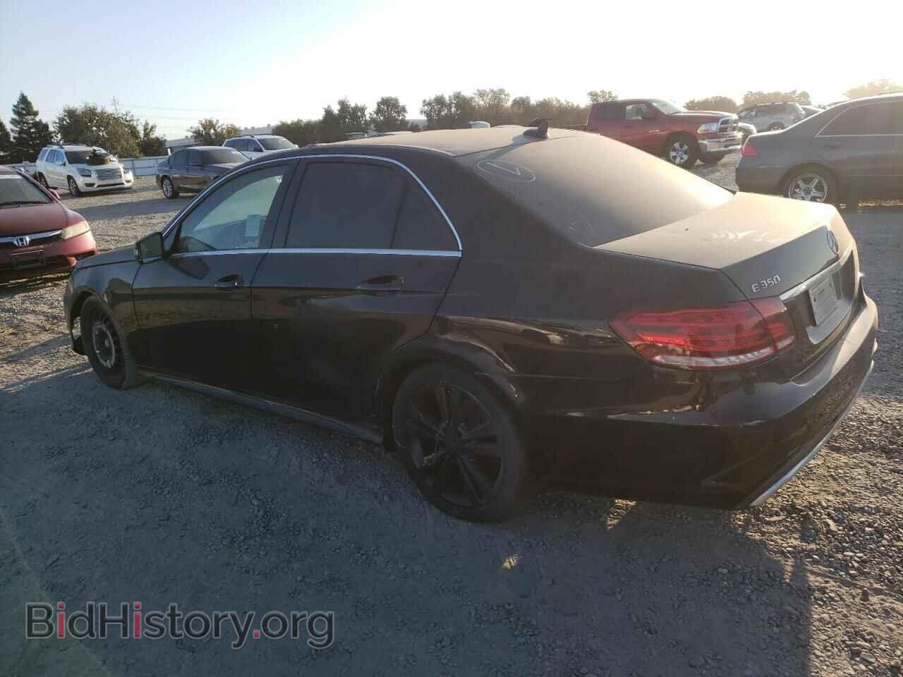 2014 MERCEDES-BENZ E-CLASS - VIN: WDDHF5KB5EA992172 - Фото 2