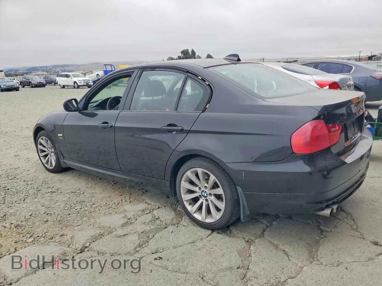 2011 BMW 3 SERIES - VIN: WBAPK7C53BA817207 - Фото 2