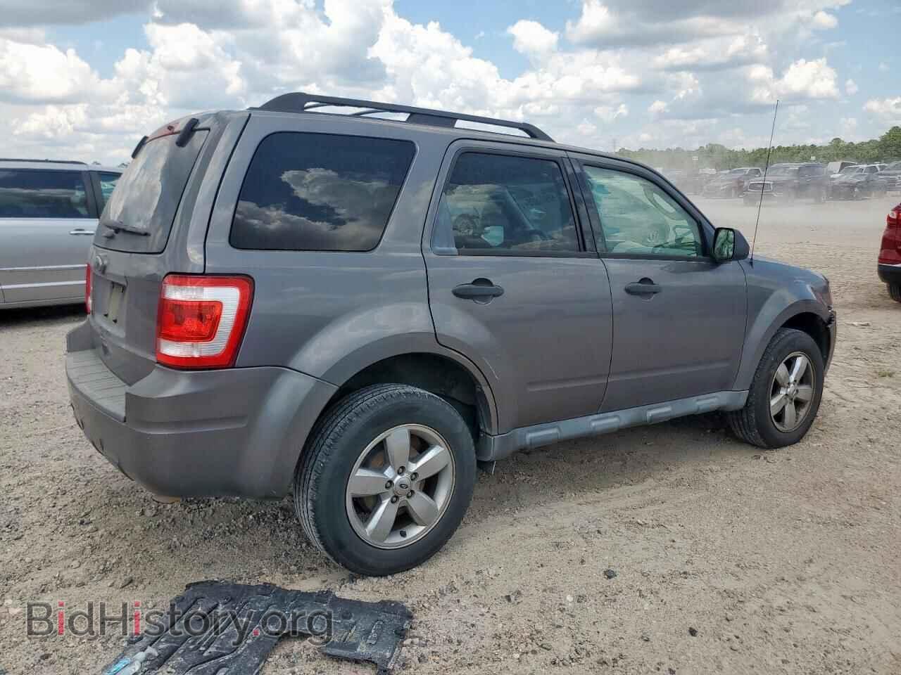 2011 FORD ESCAPE - VIN: 1FMCU0D76BKA80920 - Фото 3