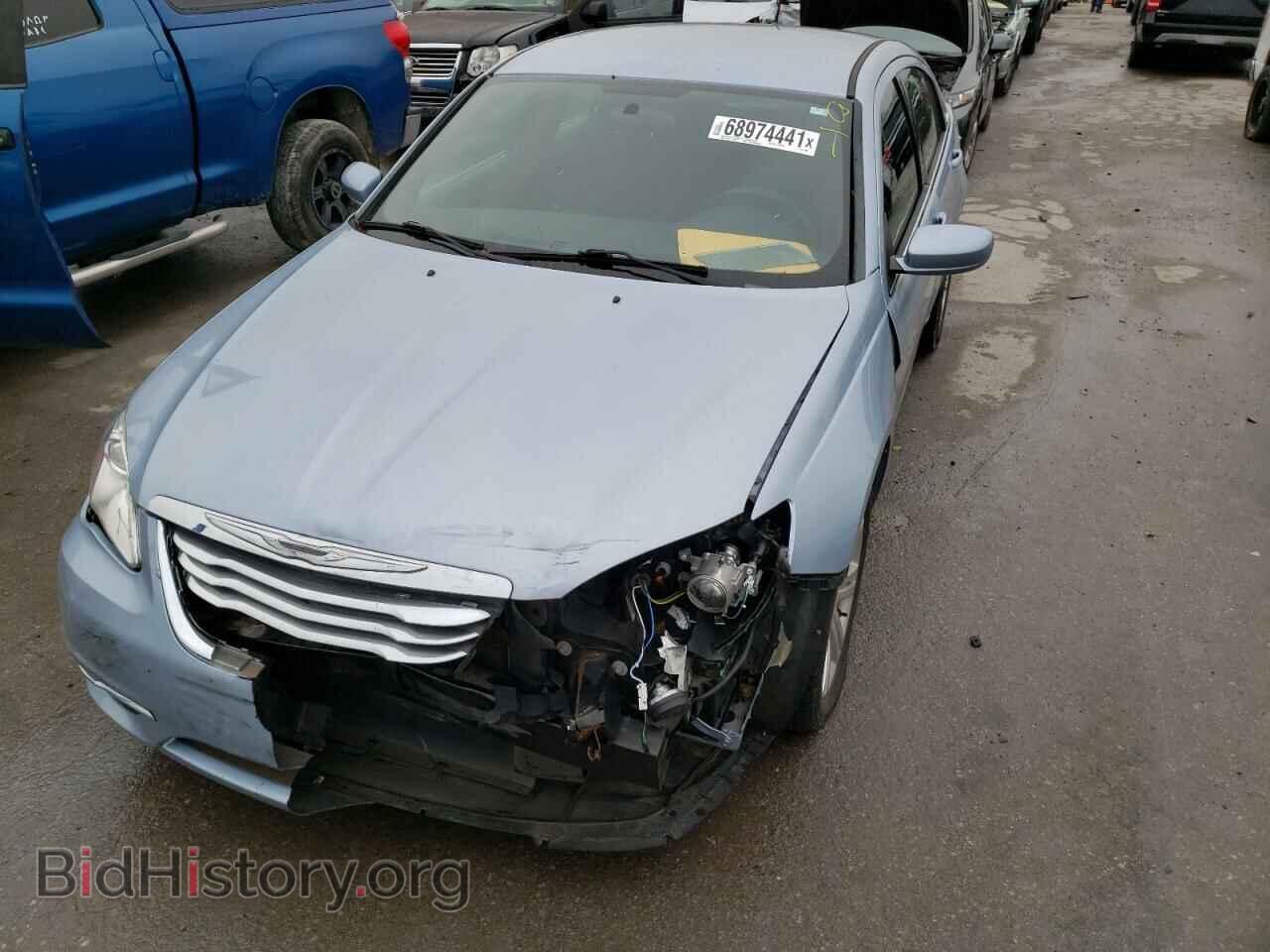 2012 CHRYSLER 200 - VIN: 1C3CCBBB0CN188061 - Фото 2
