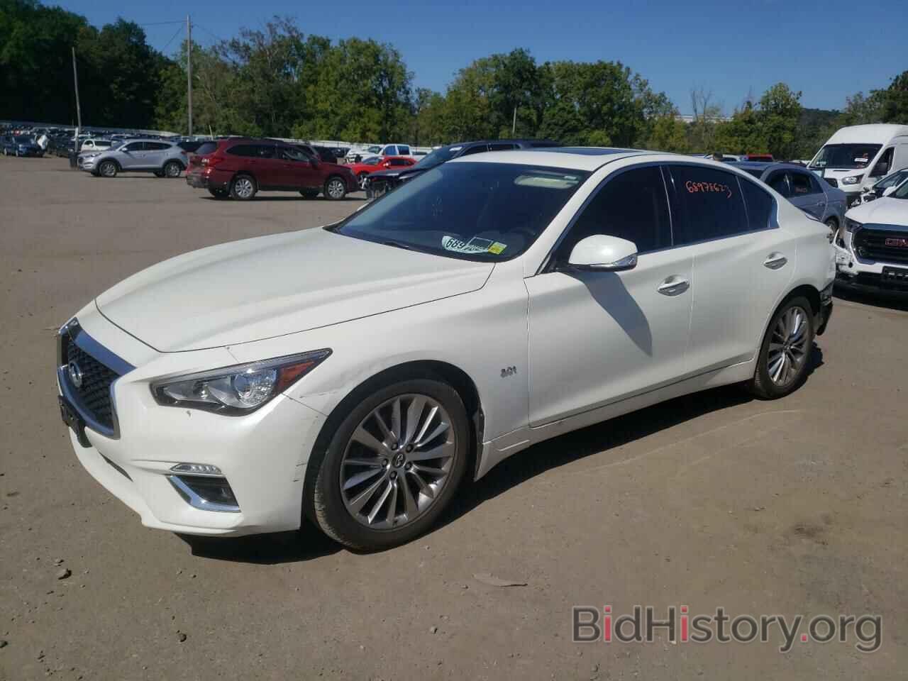 Фотография JN1EV7ARXJM431889 - INFINITI Q50 2018