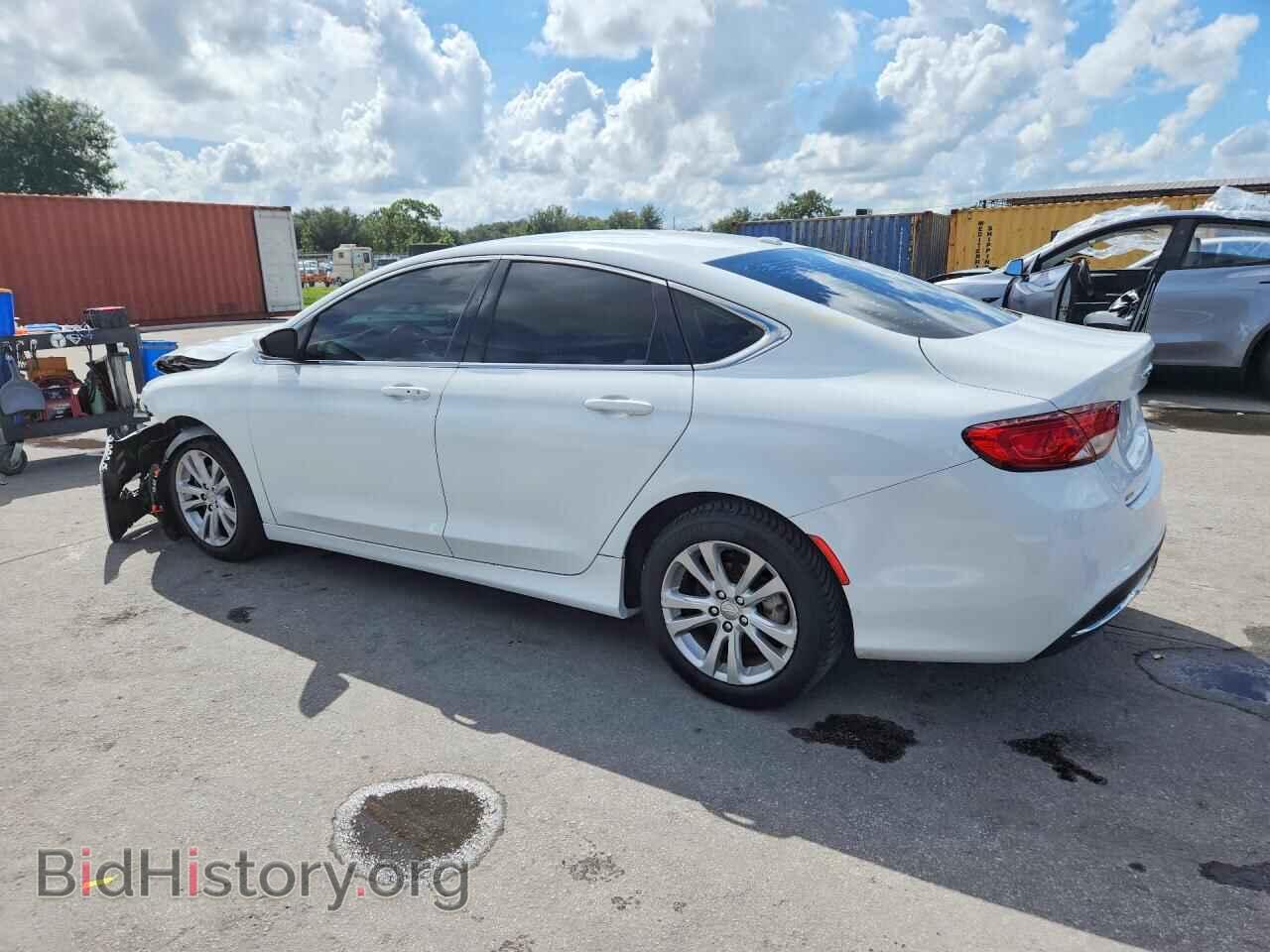 2015 CHRYSLER 200 - VIN: 1C3CCCAB0FN602547 - Фото 2