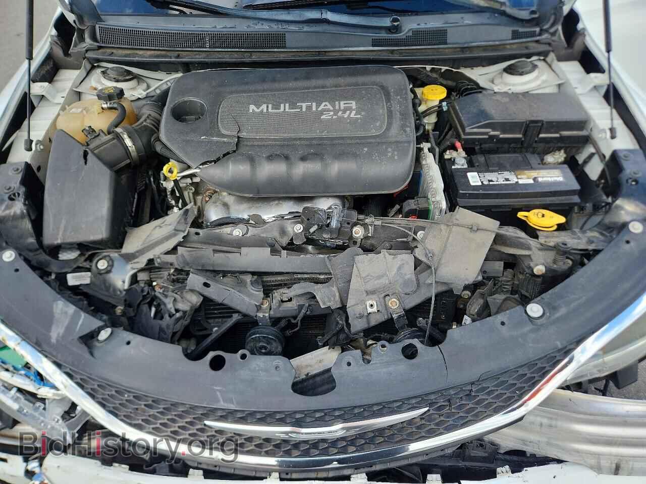 2015 CHRYSLER 200 - VIN: 1C3CCCAB0FN602547 - Фото 11