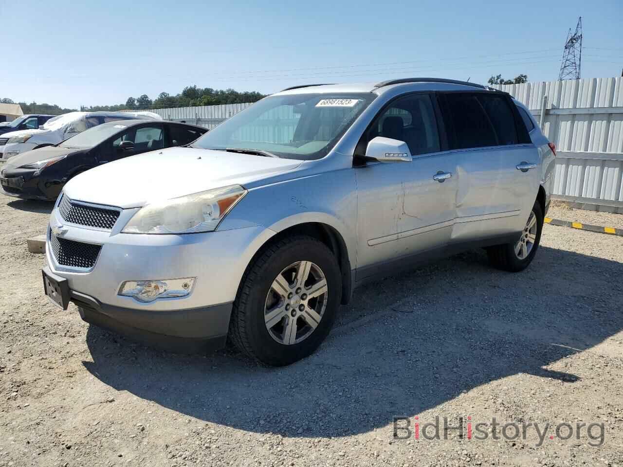 Photo 1GNKRGED3BJ177228 - CHEVROLET TRAVERSE 2011