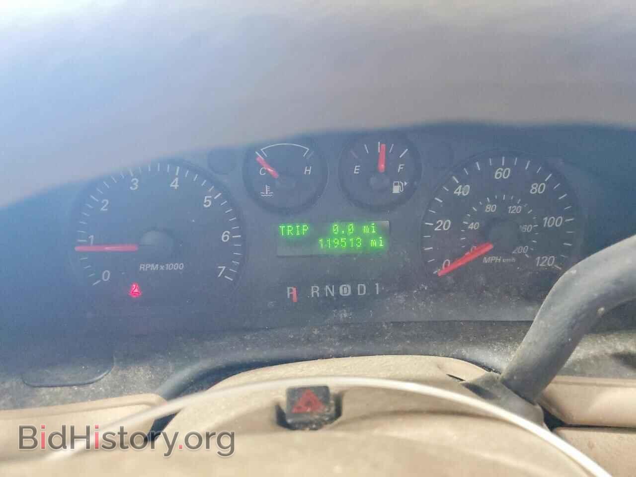 2005 FORD TAURUS - VIN: 1FAFP53295A143584 - Фото 9