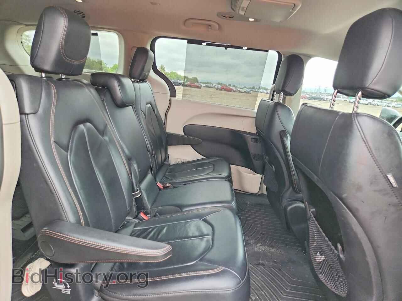 2017 CHRYSLER PACIFICA - VIN: 2C4RC1BG2HR854732 - Photo 10