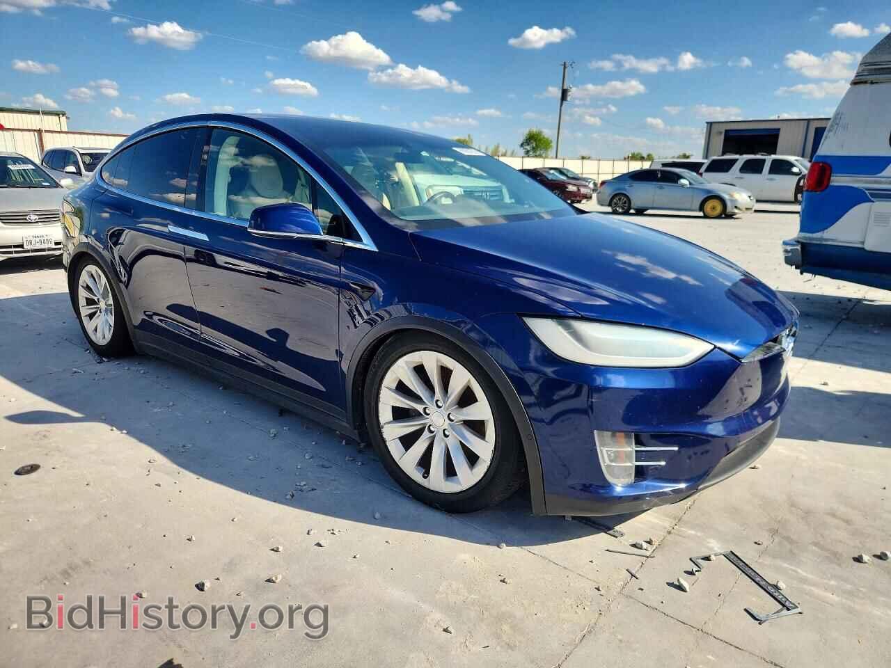 2017 TESLA MODEL X - VIN: 5YJXCBE22HF051279 - Photo 4