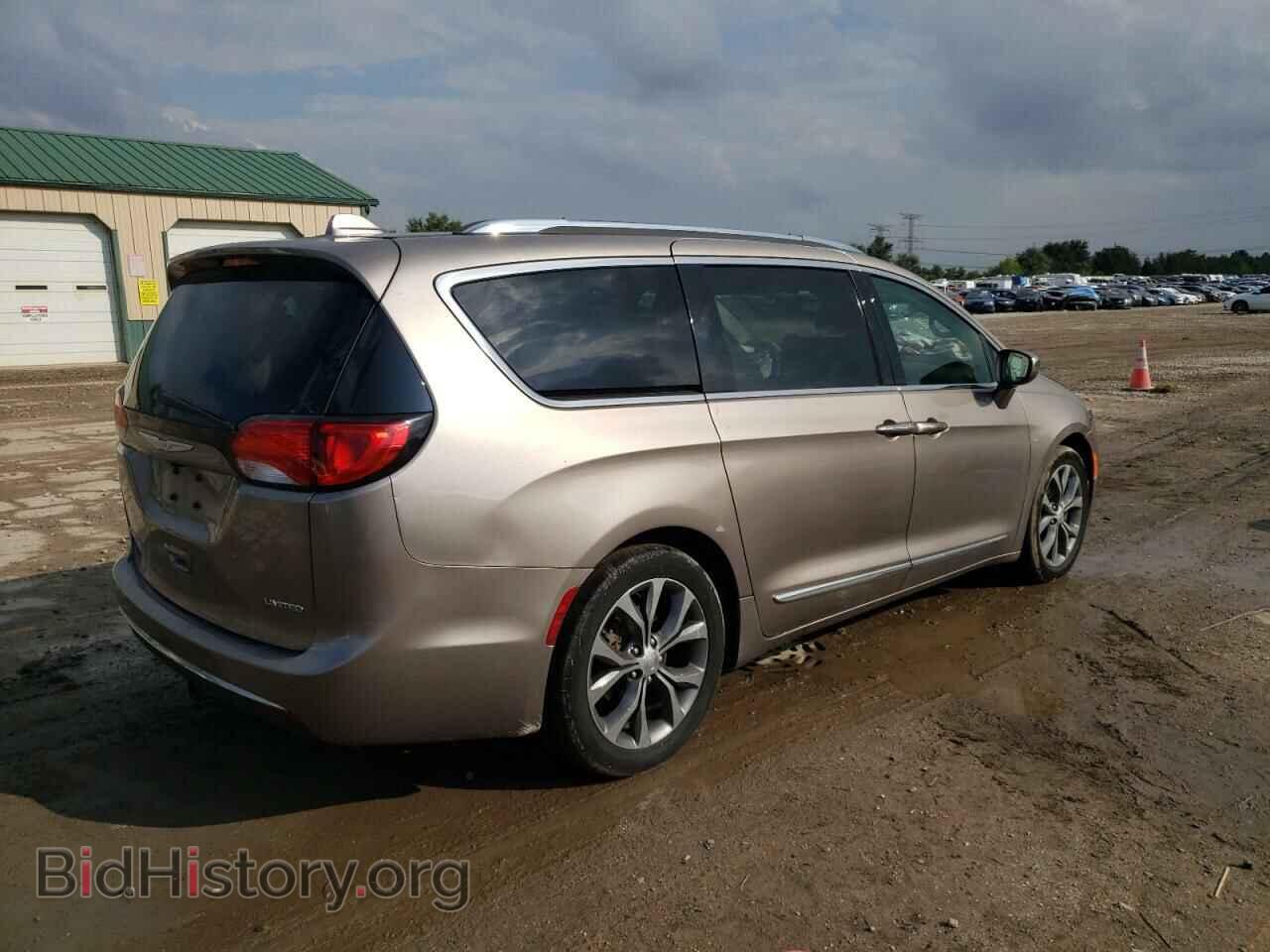 2017 CHRYSLER PACIFICA - VIN: 2C4RC1GG8HR652678 - Photo 3