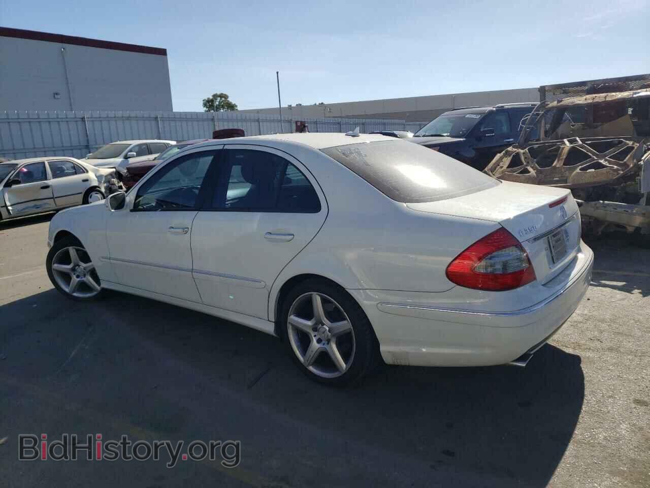 2009 MERCEDES-BENZ E-CLASS - VIN: WDBUF56X19B391239 - Фото 2