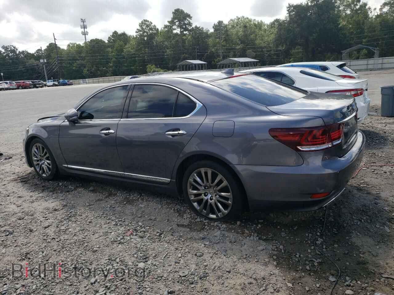 2016 LEXUS LS460 - VIN: JTHBL5EF7G5140651 - Photo 2