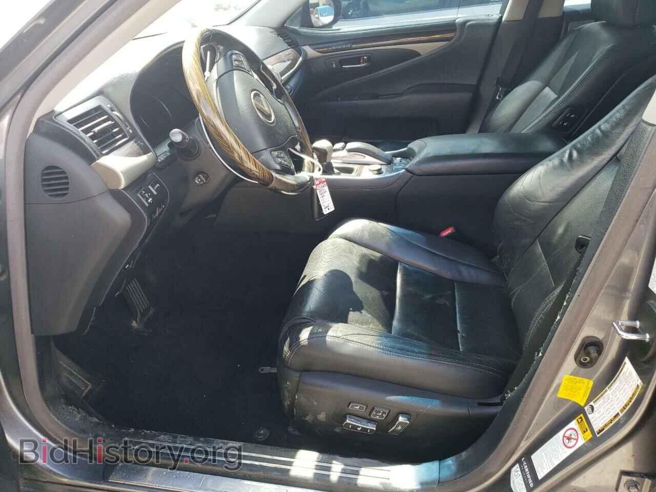2016 LEXUS LS460 - VIN: JTHBL5EF7G5140651 - Photo 7