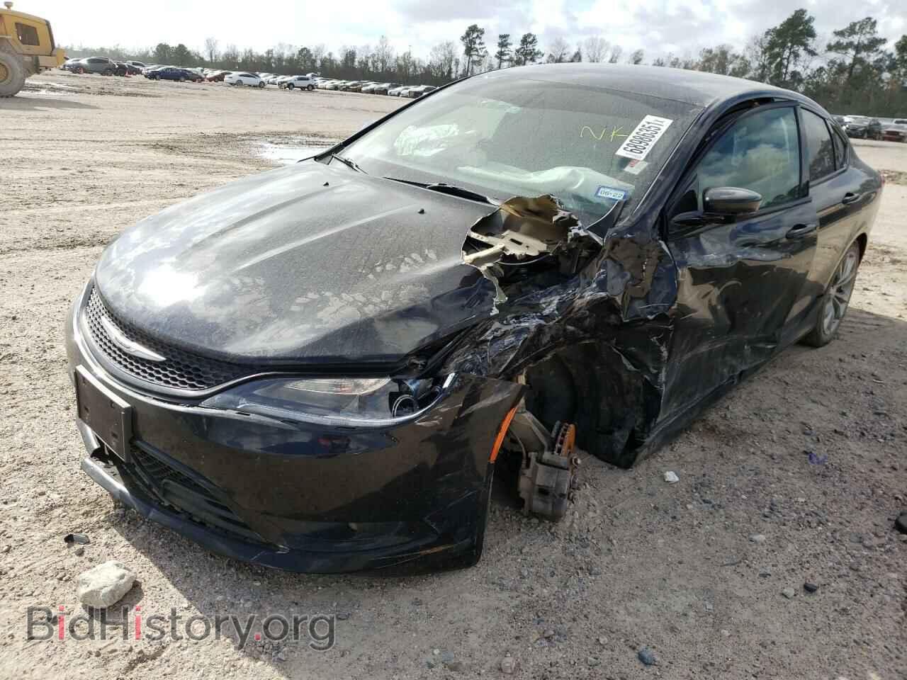 2016 CHRYSLER 200 - VIN: 1C3CCCBB5GN155780 - Фото 2