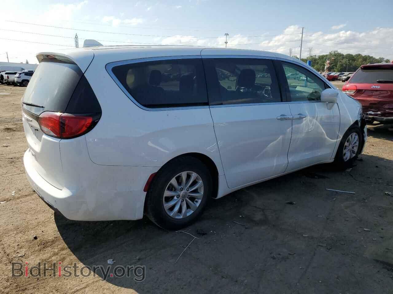 2018 CHRYSLER PACIFICA - VIN: 2C4RC1FG4JR102045 - Фото 3