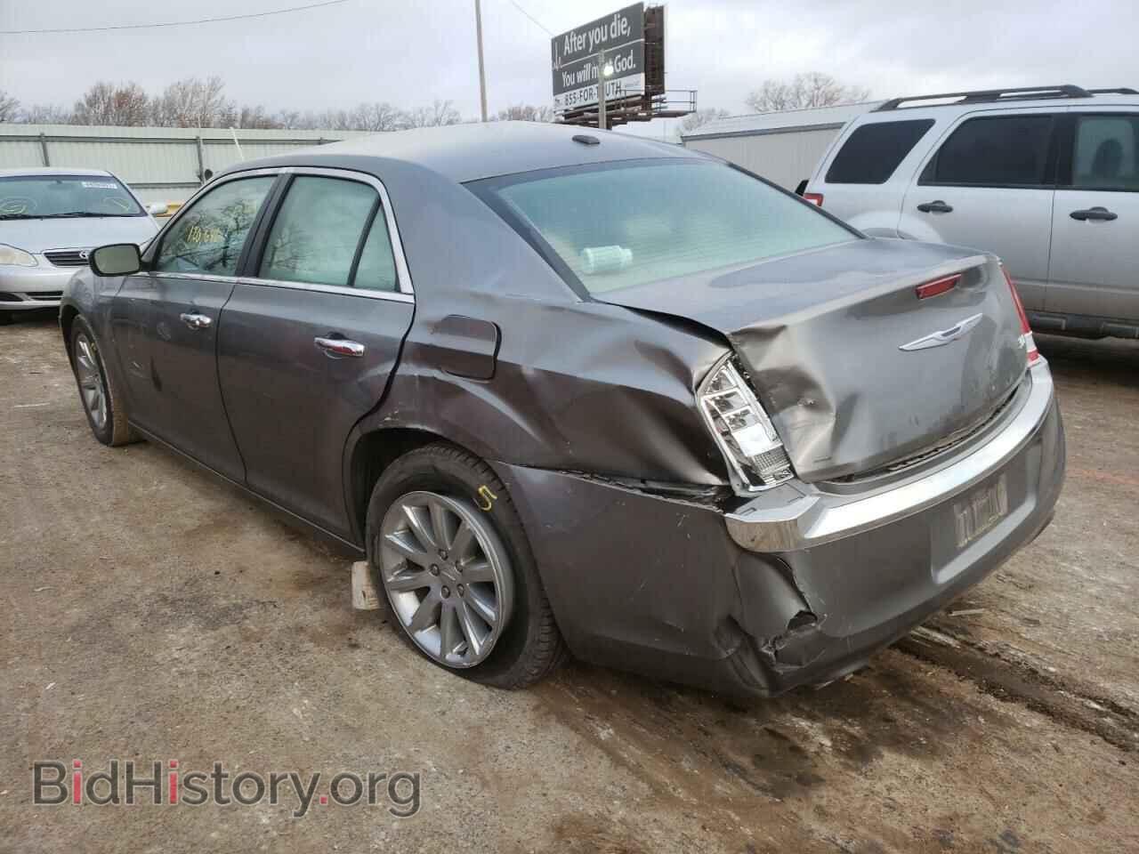 2012 CHRYSLER 300 - VIN: 2C3CCACG3CH138977 - Фото 3