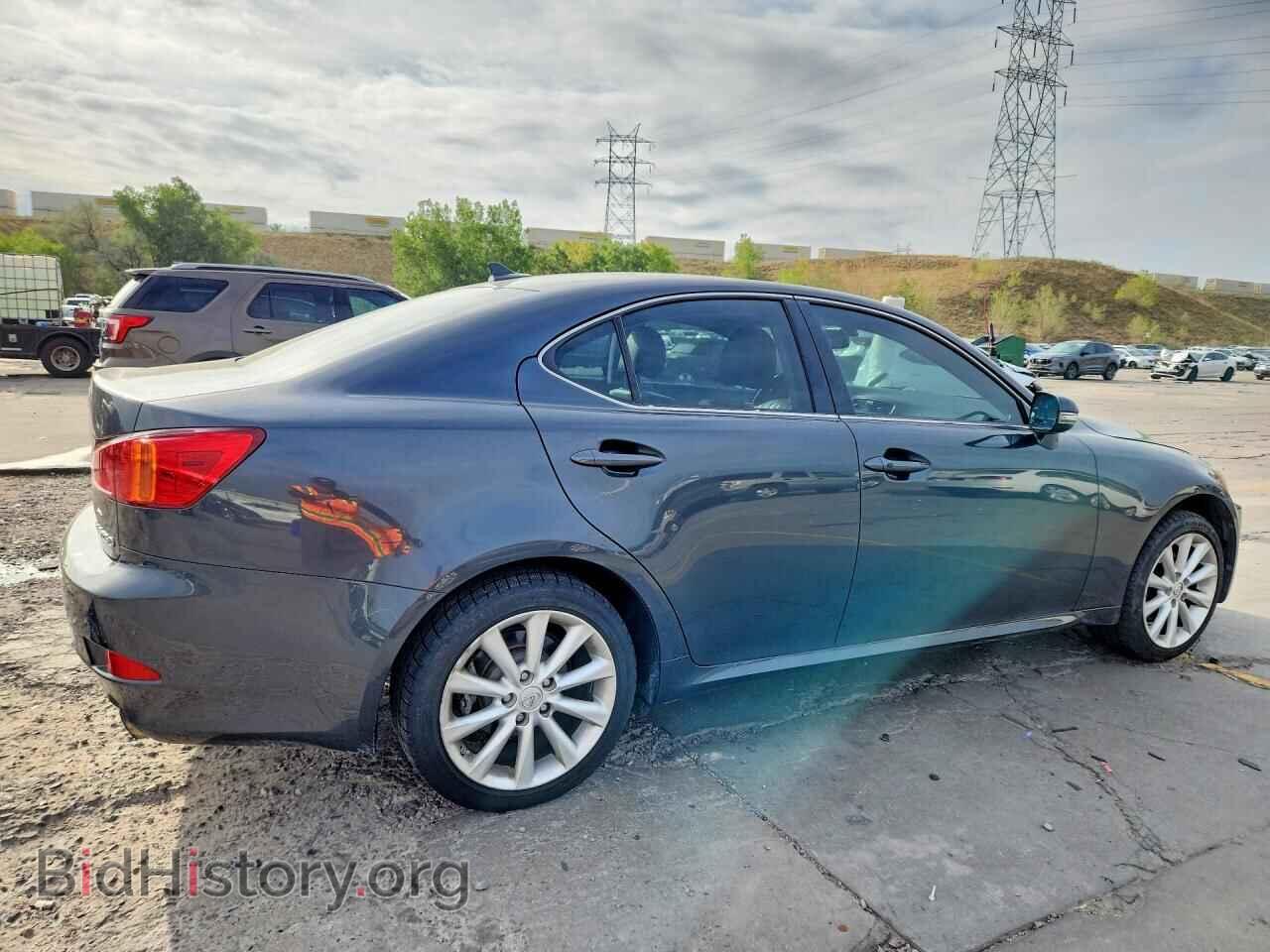 2009 LEXUS IS - VIN: JTHCK262092028828 - Photo 3