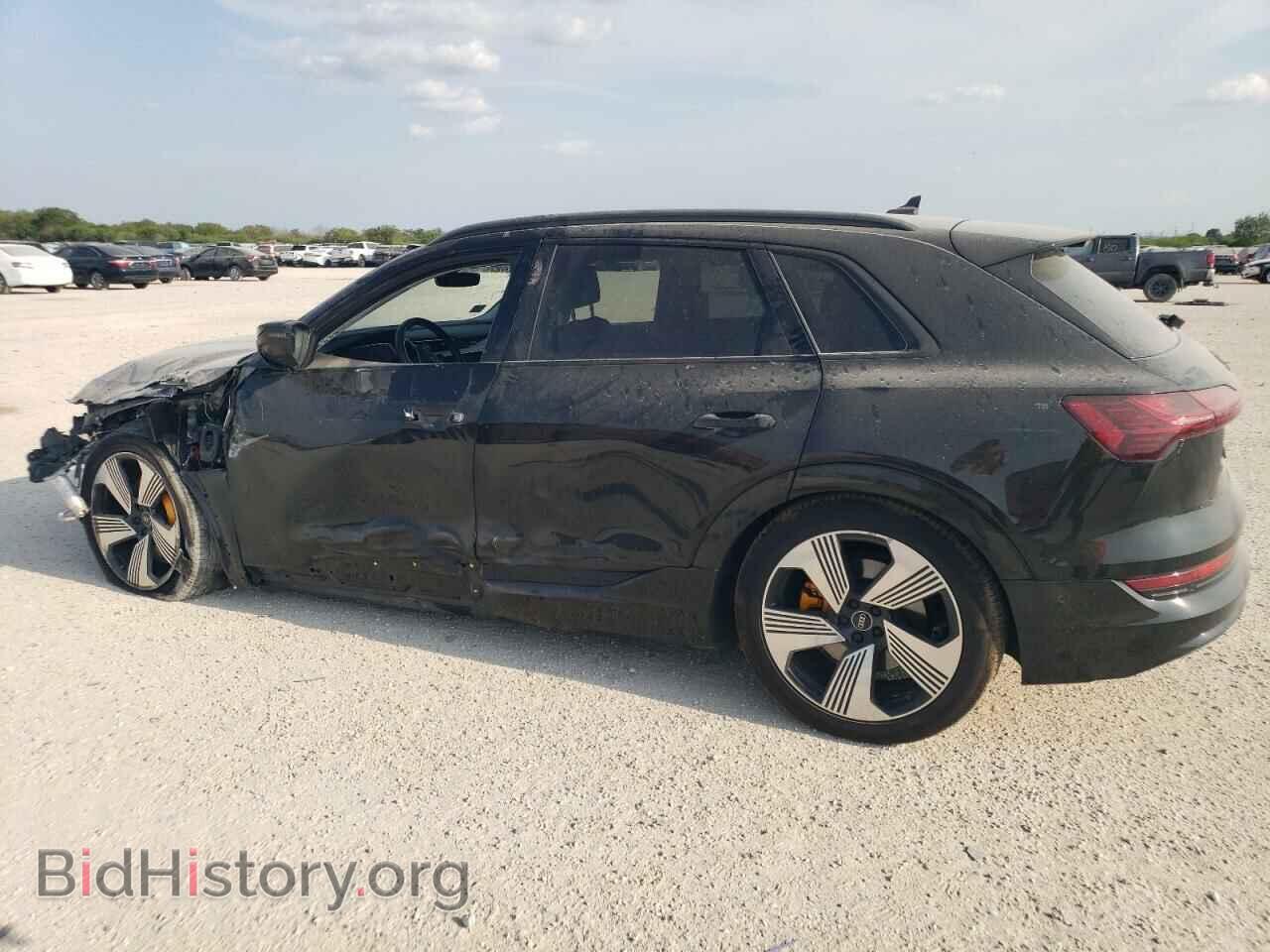 2022 AUDI E-TRON - VIN: WA1LAAGE4NB008772 - Фото 2