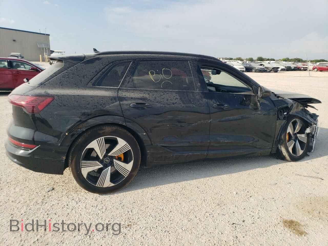 2022 AUDI E-TRON - VIN: WA1LAAGE4NB008772 - Фото 3