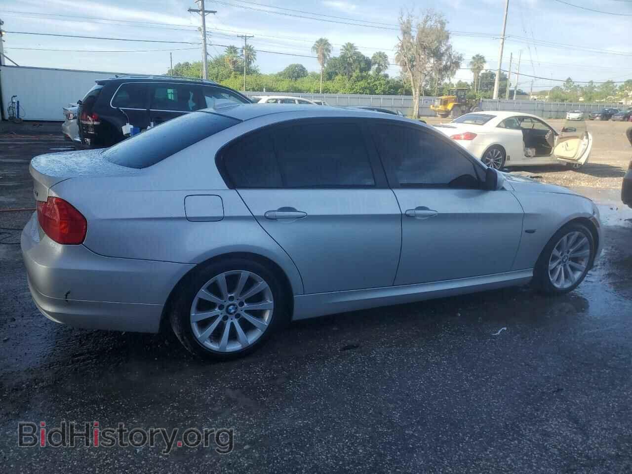 2011 BMW 3 SERIES - VIN: WBAPH7G56BNN05593 - Фото 3