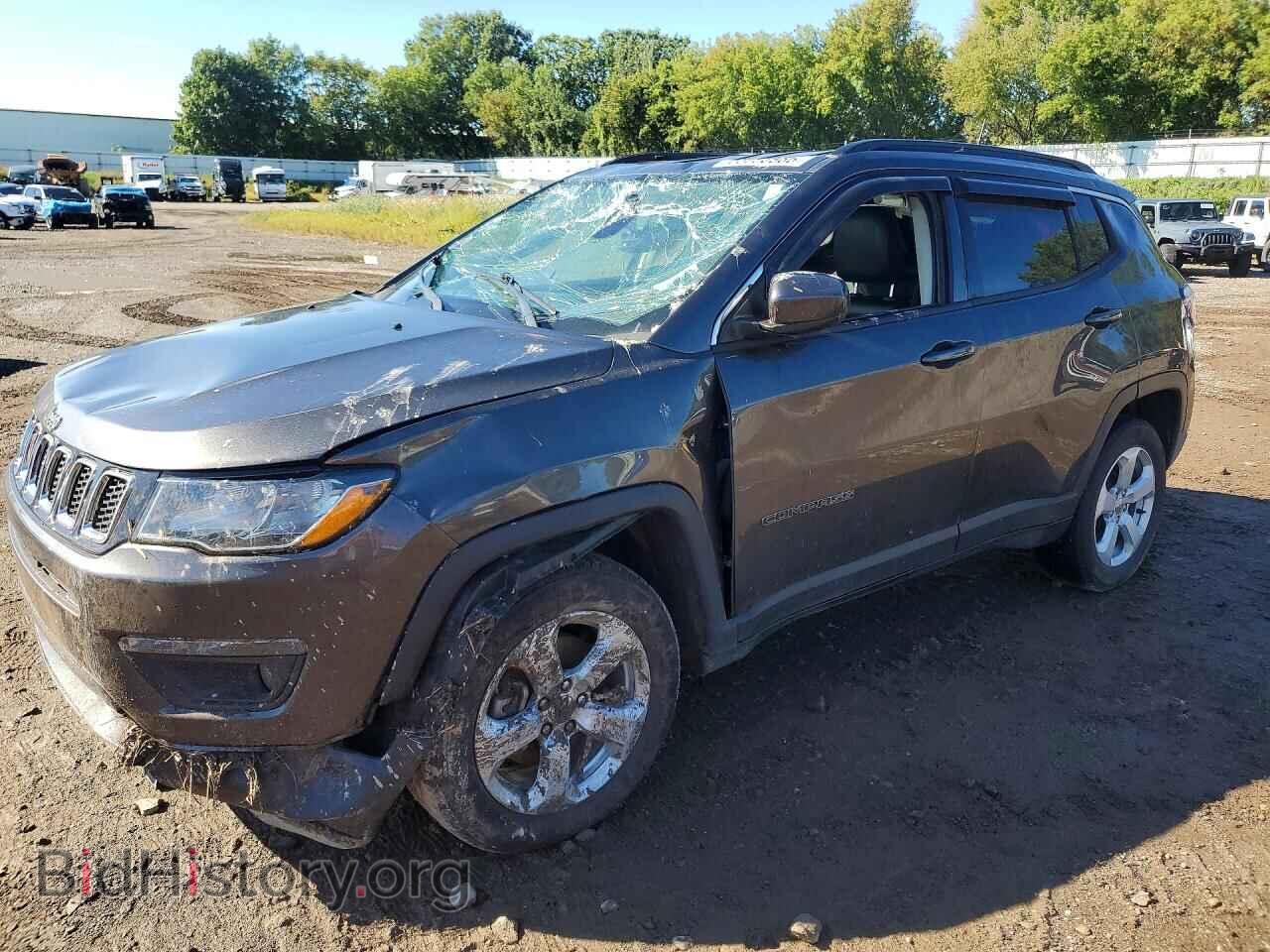 Фотография 3C4NJDBB7JT328397 - JEEP COMPASS 2018