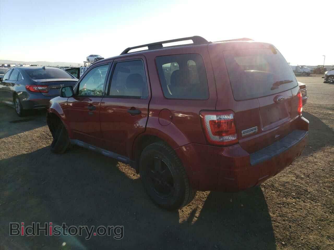 2012 FORD ESCAPE - VIN: 1FMCU0D76CKA98884 - Фото 2