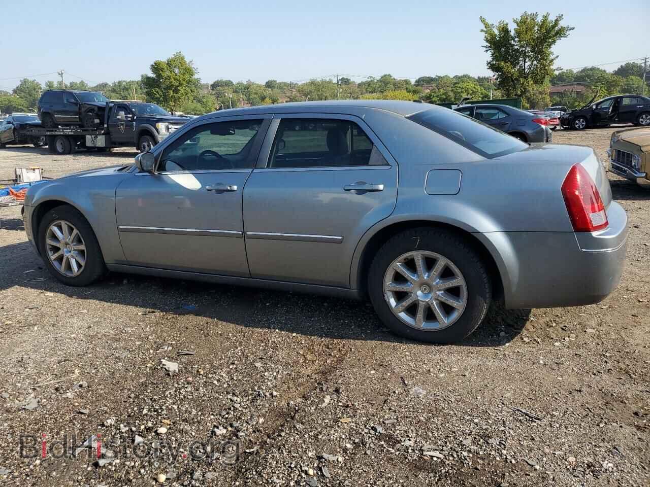 2007 CHRYSLER 300 - VIN: 2C3KA53G07H699863 - Фото 2