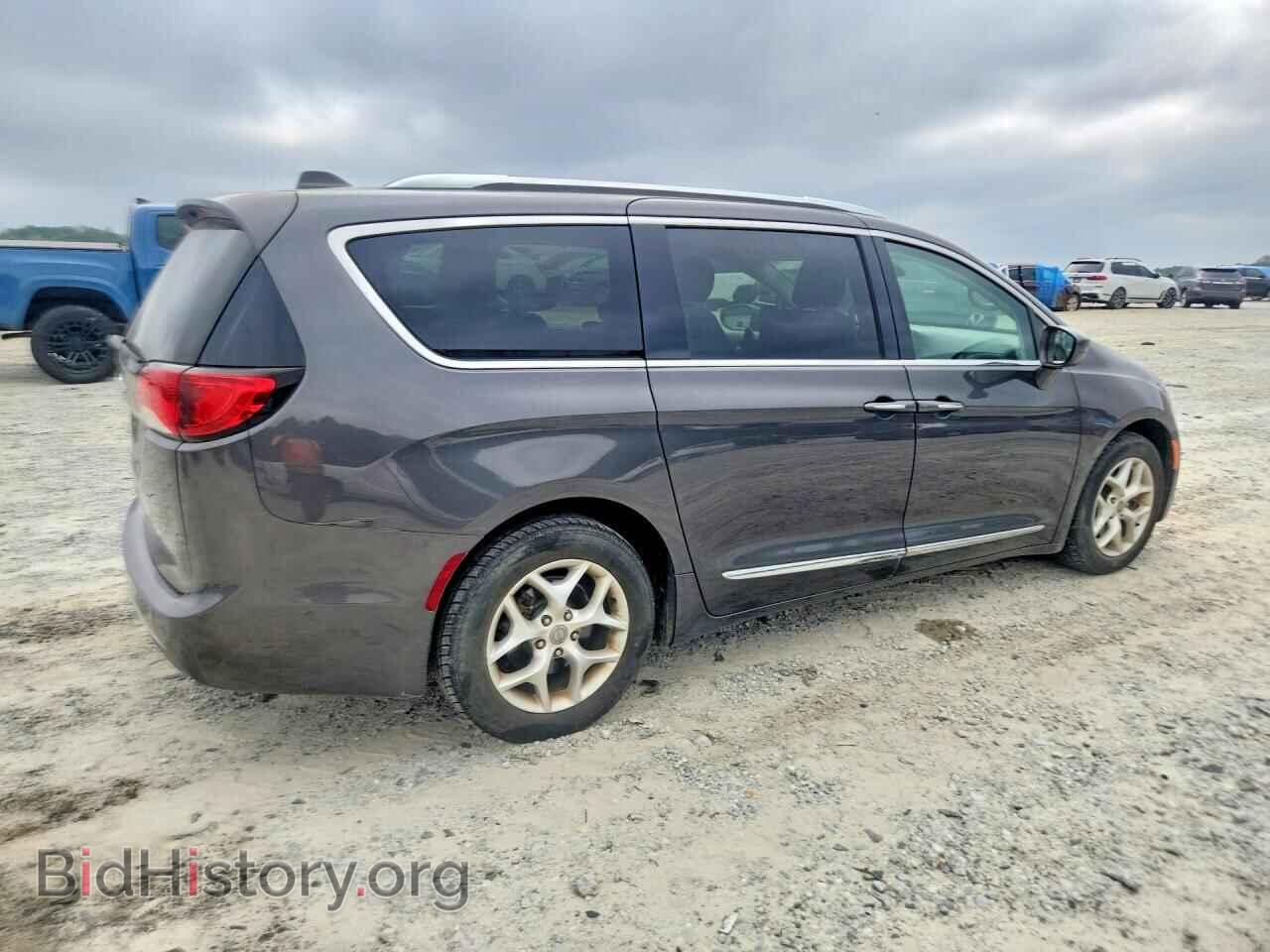 2017 CHRYSLER PACIFICA - VIN: 2C4RC1EG9HR684025 - Photo 3
