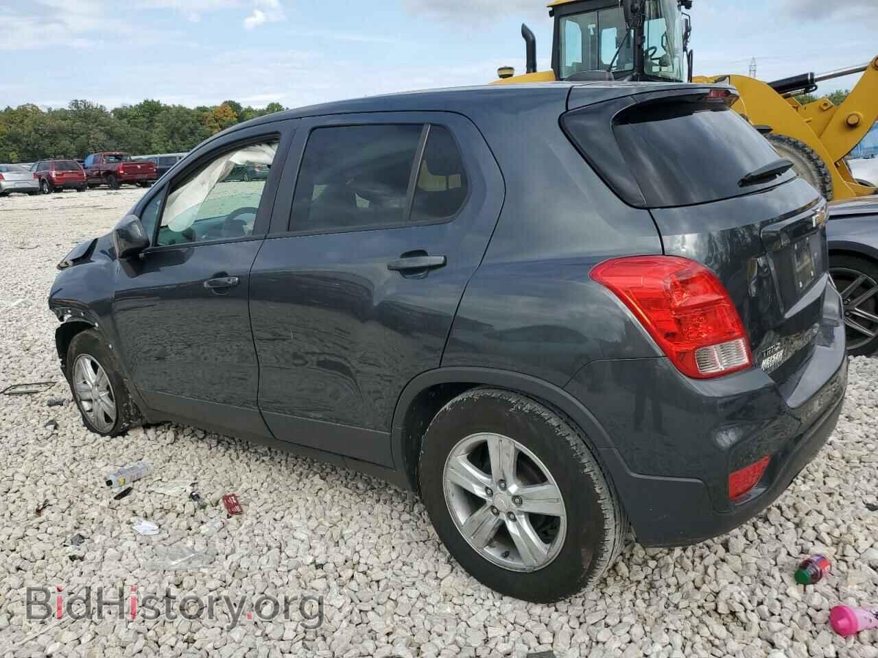2019 CHEVROLET TRAX - VIN: 3GNCJKSBXKL373516 - Фото 2