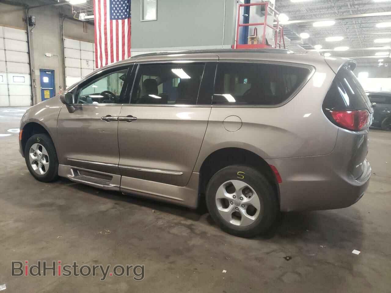 2017 CHRYSLER PACIFICA - VIN: 2C4RC1EG9HR804311 - Фото 2