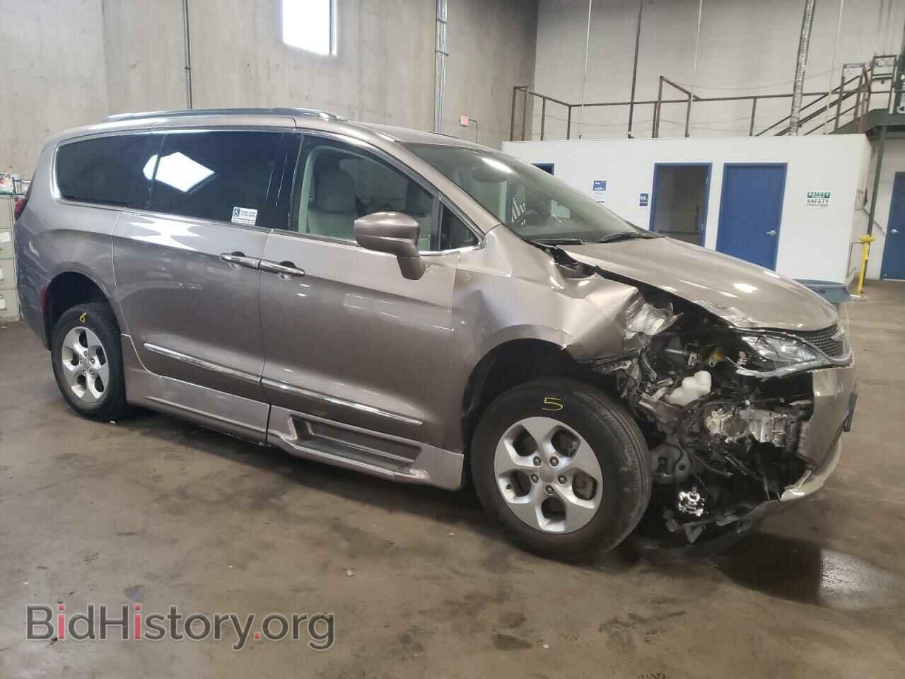 2017 CHRYSLER PACIFICA - VIN: 2C4RC1EG9HR804311 - Фото 4