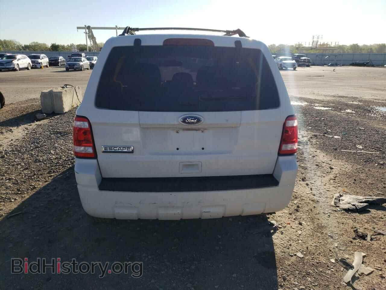 2011 FORD ESCAPE - VIN: 1FMCU9C76BKB72776 - Фото 6
