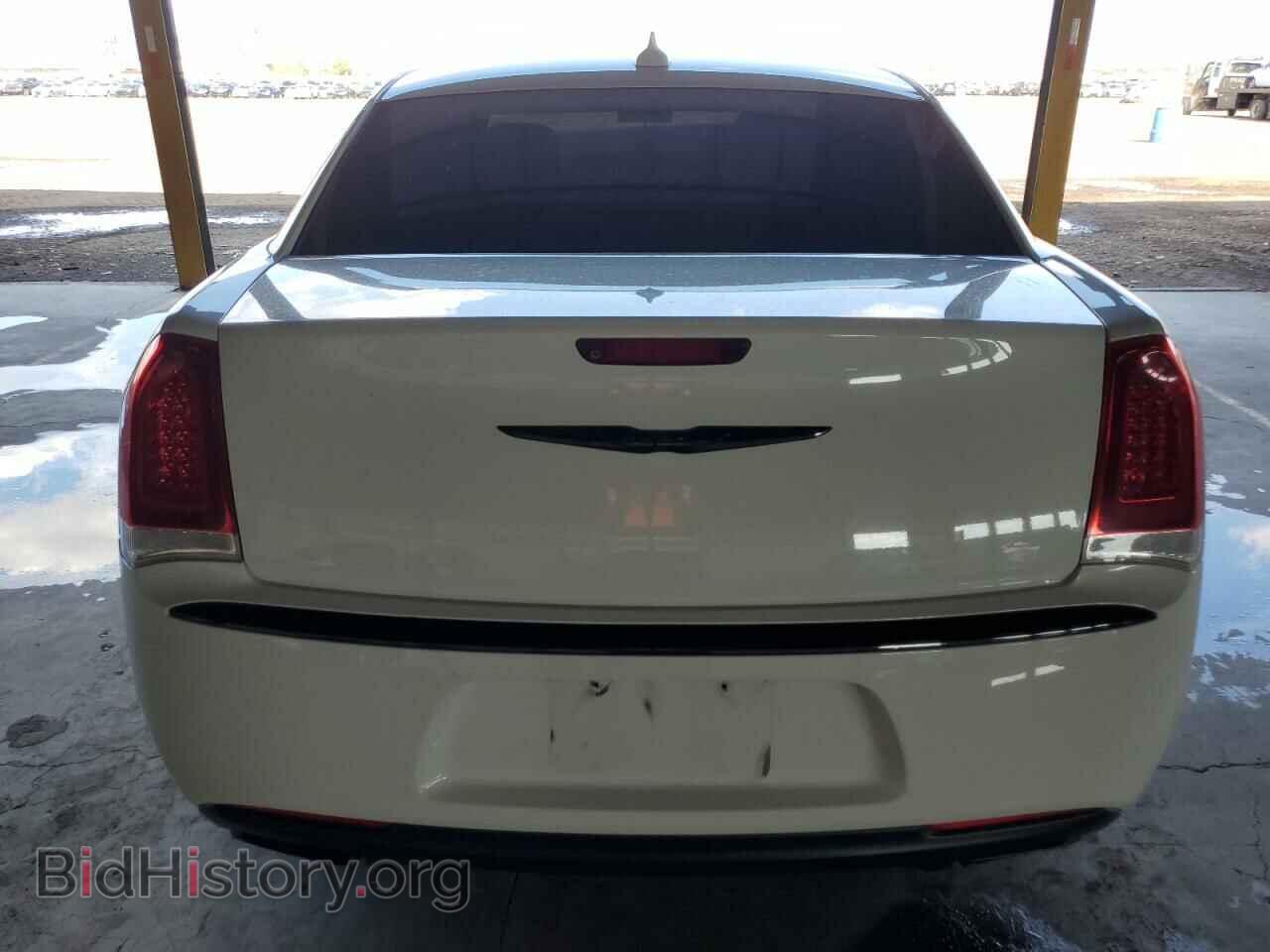 2018 CHRYSLER 300 - VIN: 2C3CCAAG8JH330833 - Фото 6