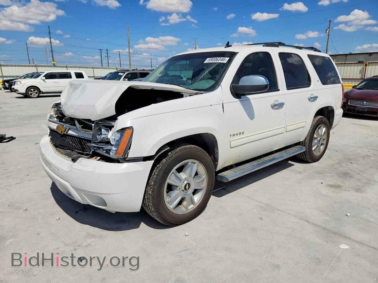 Photo 1GNSCBE09DR269806 - CHEVROLET TAHOE 2013
