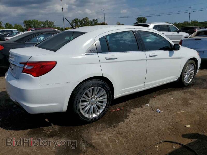 2014 Chrysler 200 (VIN 1C3CCBBBXEN231663) — фото 3 из 12
