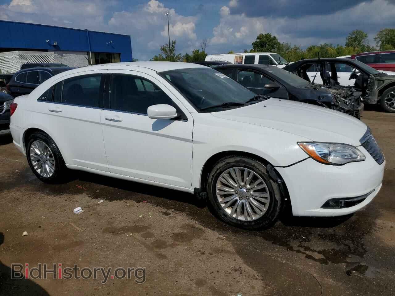 2014 CHRYSLER 200 - VIN: 1C3CCBBBXEN231663 - Photo 4