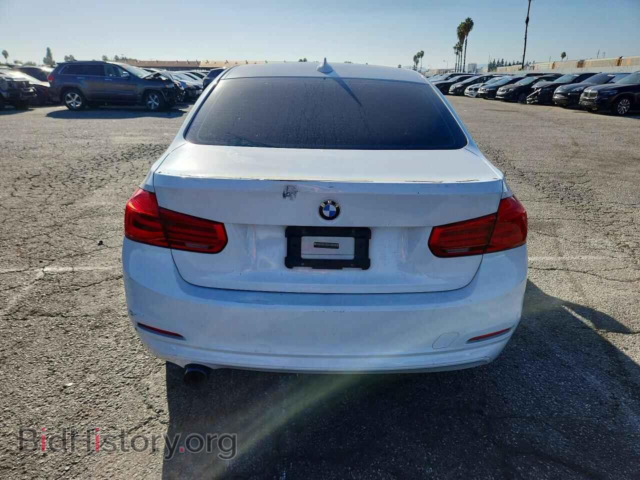 2016 BMW 3 SERIES - VIN: WBA8E1G55GNT33784 - Фото 6